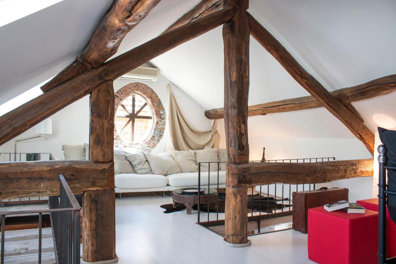 Rustic Suites At The Pier Of Brienno - The House Of Travelers Exterior photo