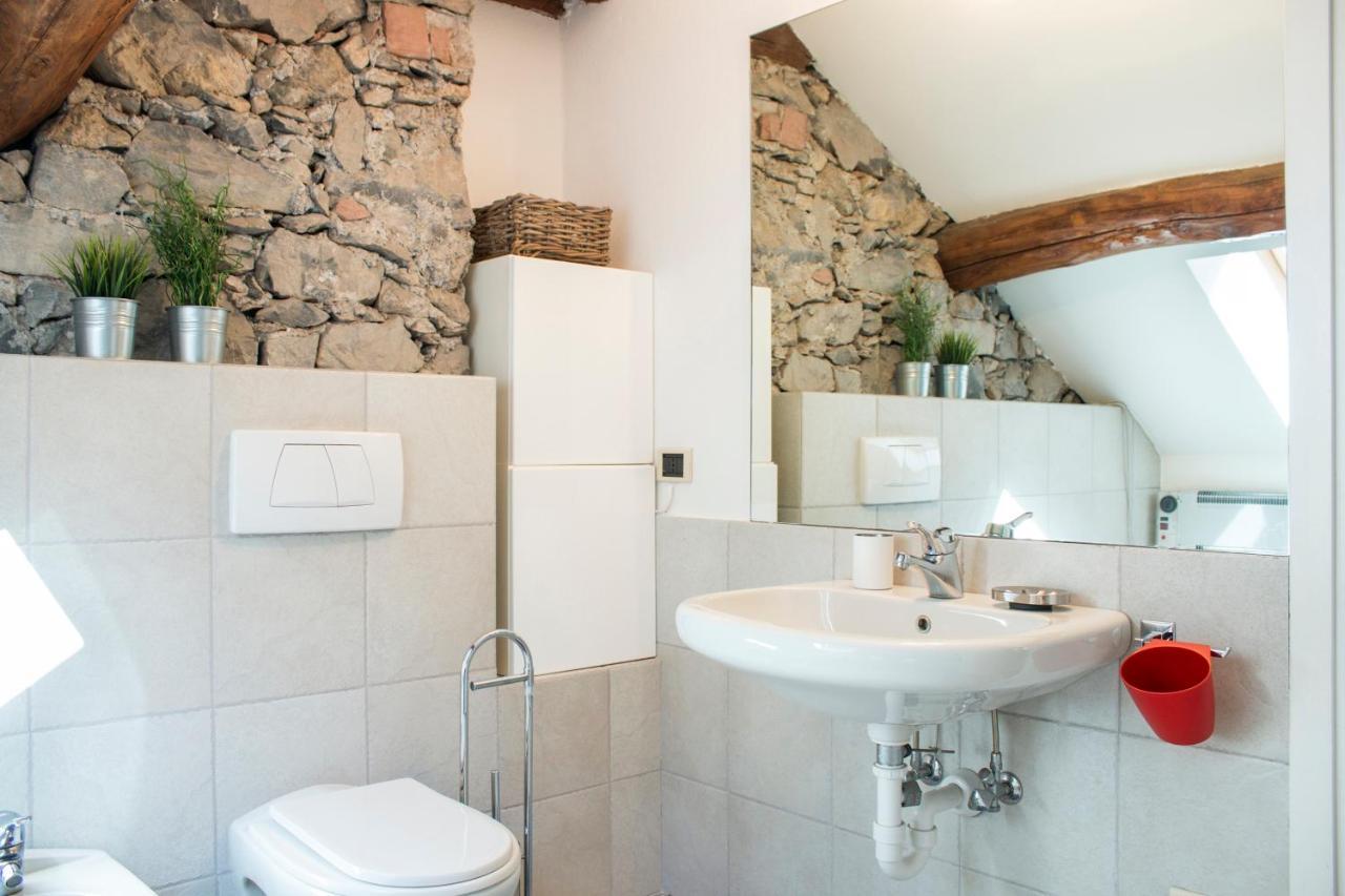Rustic Suites At The Pier Of Brienno - The House Of Travelers Exterior photo